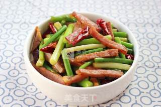 蒜薹炒腊肉的做法步骤：8