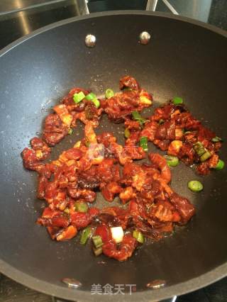 花菜炒肉片的做法步骤：11
