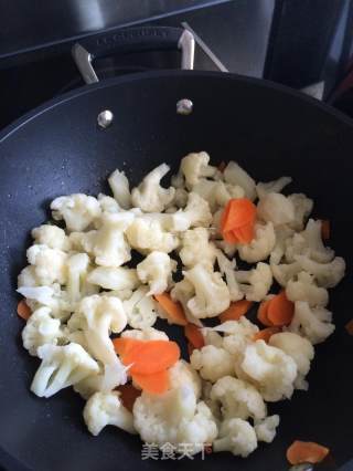 花菜炒肉片的做法步骤：12