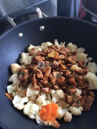 花菜炒肉片的做法步骤：13