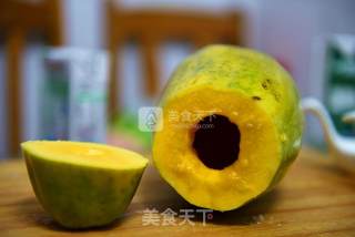 简单的休闲甜点——木瓜牛奶冻的做法步骤：2