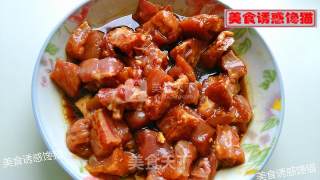 排骨芋头香菇焖饭的做法步骤：2