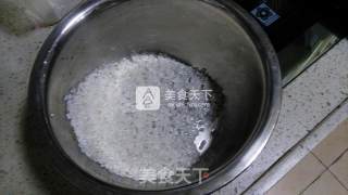 白菜西红柿瑶柱粥的做法步骤：1