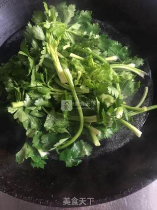 香芹肉包的做法步骤：2