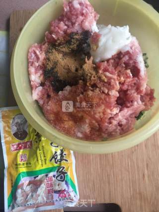 香芹肉包的做法步骤：8