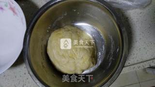 山药馅花朵面包的做法步骤：2