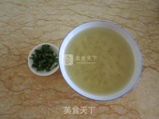 黑木耳炖冻豆腐的做法步骤：2
