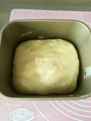 肉松面包的做法步骤：1