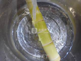 雷笋炒菜芯的做法步骤：2