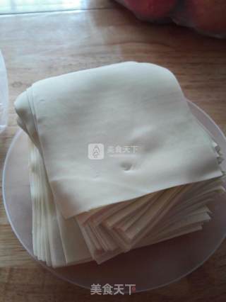 金花菜黑木耳馄饨的做法步骤：2