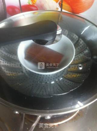 蒜苔炒腊肉的做法步骤：2