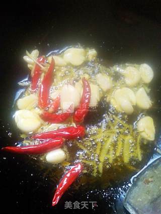 韭菜炒鳝段（节）的做法步骤：5