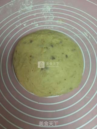 核桃奶香小面包的做法步骤：2