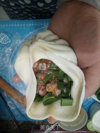 韭菜肉饼的做法步骤：9