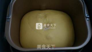 南瓜豆沙面包的做法步骤：6