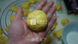 南瓜豆沙面包的做法步骤：9