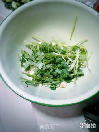油泼黄瓜鸡丝的做法步骤：5