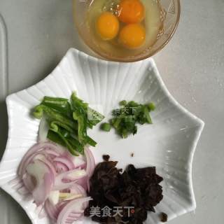 西红柿鸡蛋打卤面的做法步骤：2
