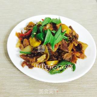 手撕腊鸡炖板栗的做法步骤：20