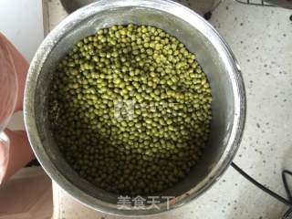 蜂蜜桂花绿豆糕的做法步骤：1