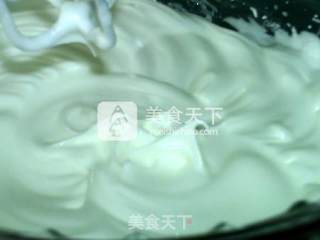 茼蒿芝麻戚风蛋糕的做法步骤：13