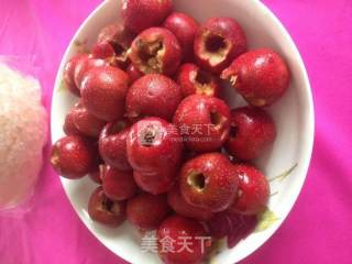 糖水山楂的做法步骤：1