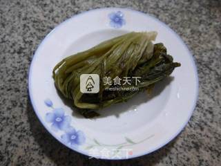 雪菜煮蚕豆芽的做法步骤：1