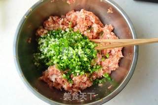 黄鱼汤大馄饨的做法步骤：2