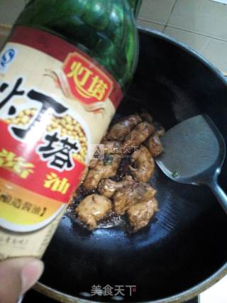 土豆炖鸡脖的做法步骤：7