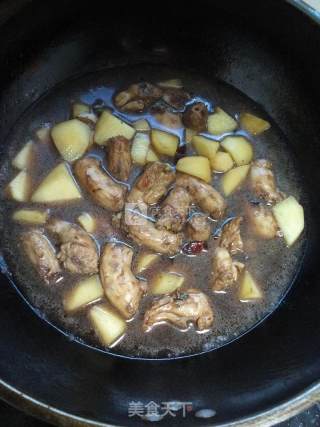 土豆炖鸡脖的做法步骤：10