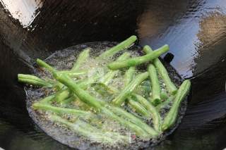 茄子土豆豆角的做法步骤：6