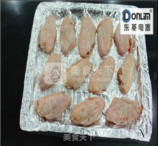 蒜蓉烤鸡翅的做法步骤：2