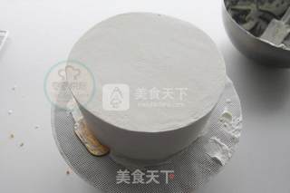 草莓水果奶油裱花蛋糕的做法步骤：10