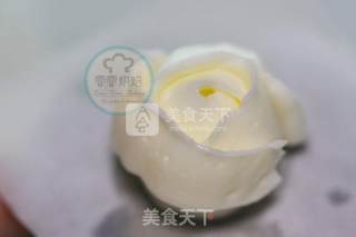 草莓水果奶油裱花蛋糕的做法步骤：16
