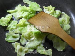 鸡胗圆白菜炒年糕的做法步骤：3