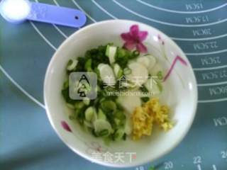 蒸茼蒿丸子的做法步骤：2