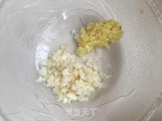 木耳菠菜的做法步骤：4