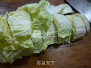鹅肉炒白菜的做法步骤：2