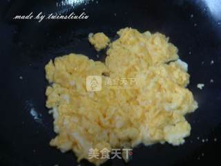 韭菜熟肉鸡蛋合子的做法步骤：4