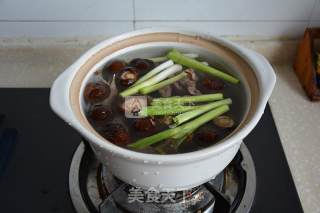 山药炖老鸭的做法步骤：3