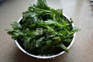 蒜蓉茼蒿的做法步骤：1