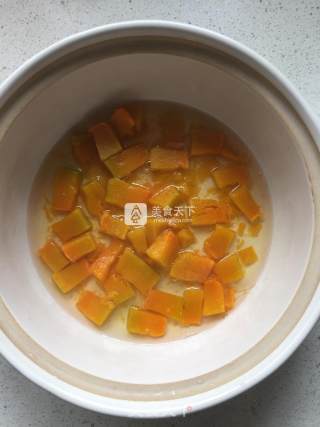 韩式南瓜粥的做法步骤：1