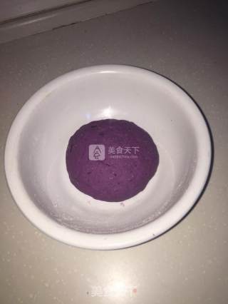 紫薯馒头的做法步骤：2