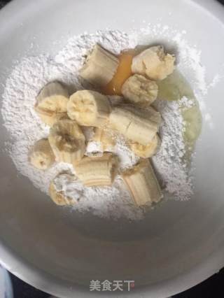 香蕉甜饼的做法步骤：2