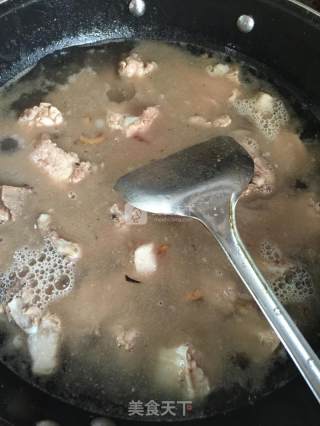 土豆炖排骨的做法步骤：6