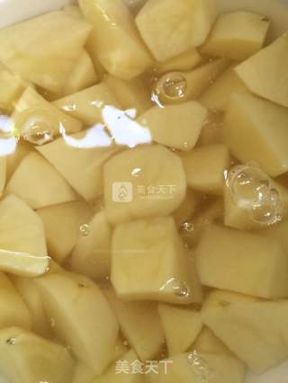 土豆炖排骨的做法步骤：7