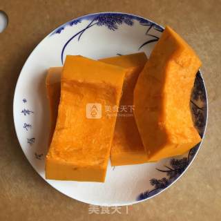 南瓜餐包的做法步骤：1