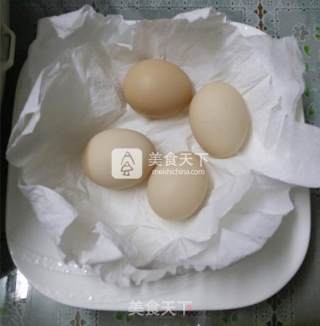 电饭煲煮鸡蛋的做法步骤：8