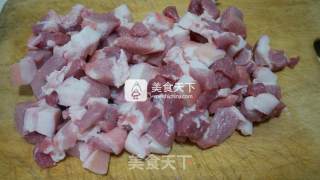 五花肉烧春笋的做法步骤：2