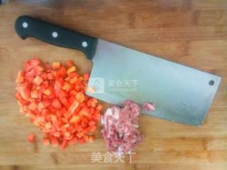 胡萝卜肉末粥的做法步骤：1